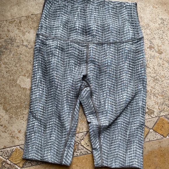 Lululemon Wunder Under HRTight 25- Arrow Jacquard - Picture 8 of 8